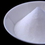 ナトリウムは食塩相当量ではない！塩分の一日の摂取量と最低摂取量を知る